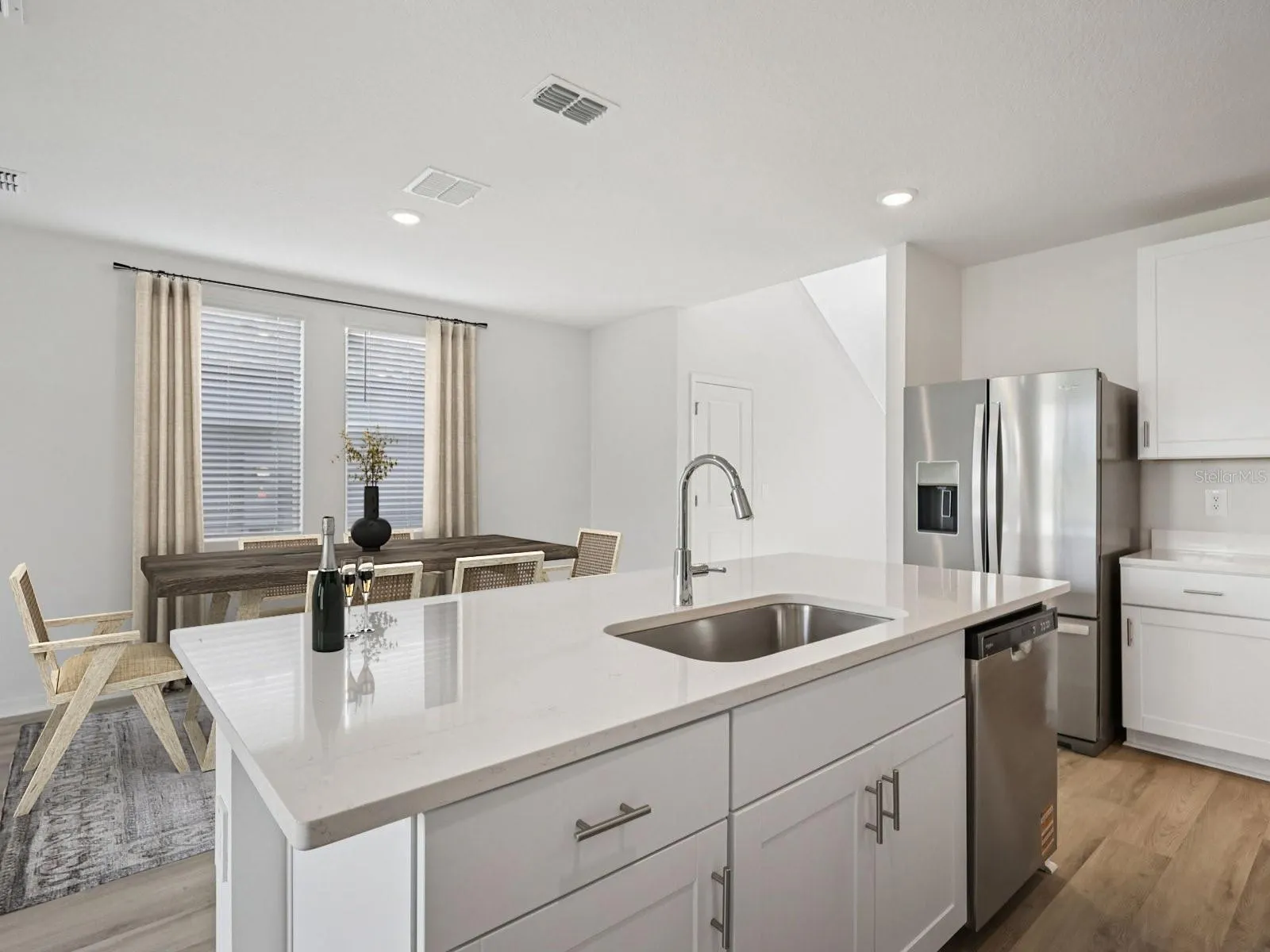 368 LAZY SHORE DR