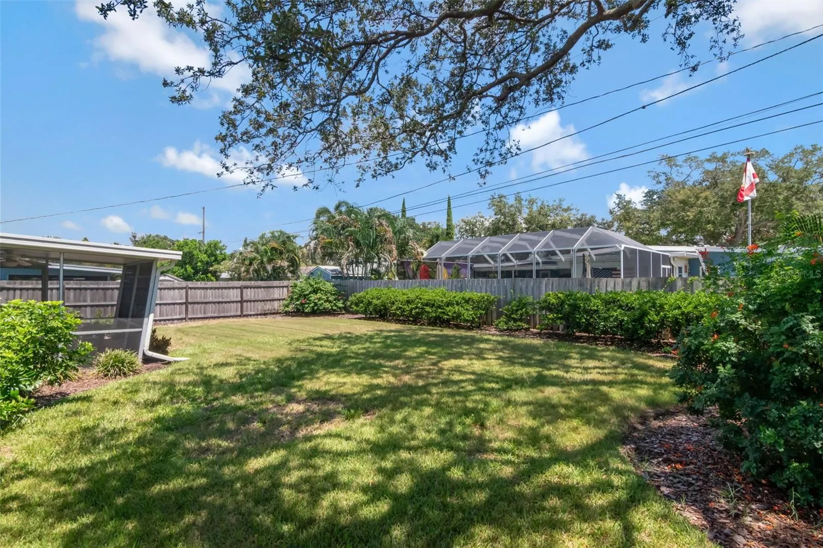 1851 LOMBARDY DR