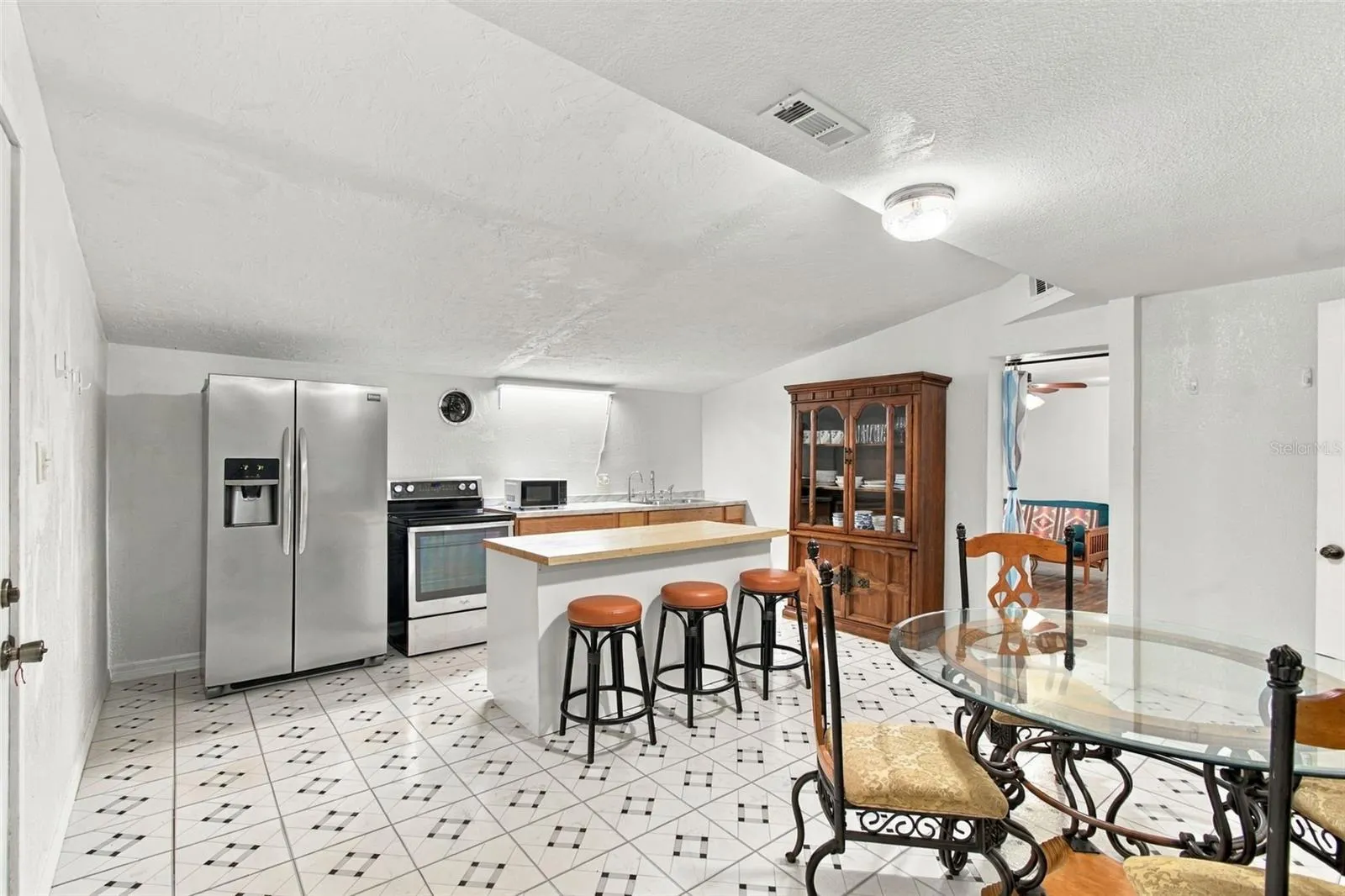 1142 DOC COIL RD