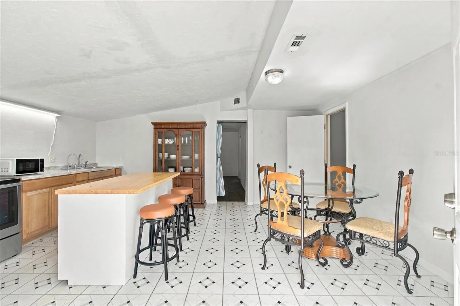 1142 DOC COIL RD