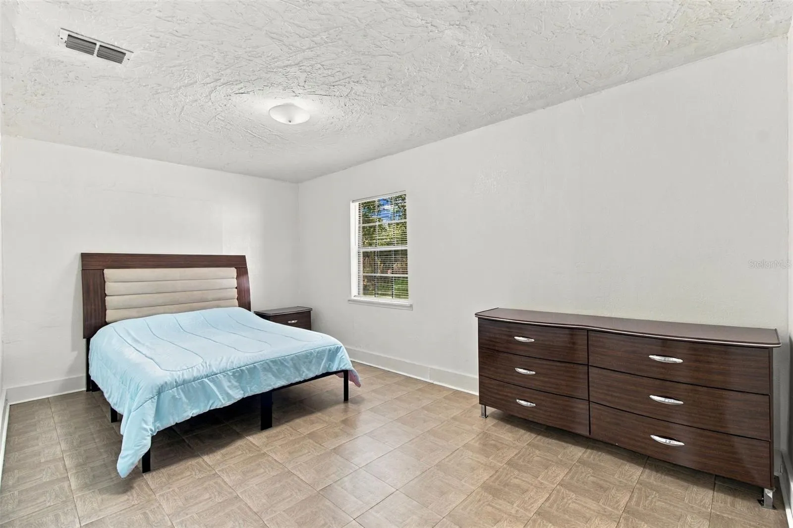 1142 DOC COIL RD