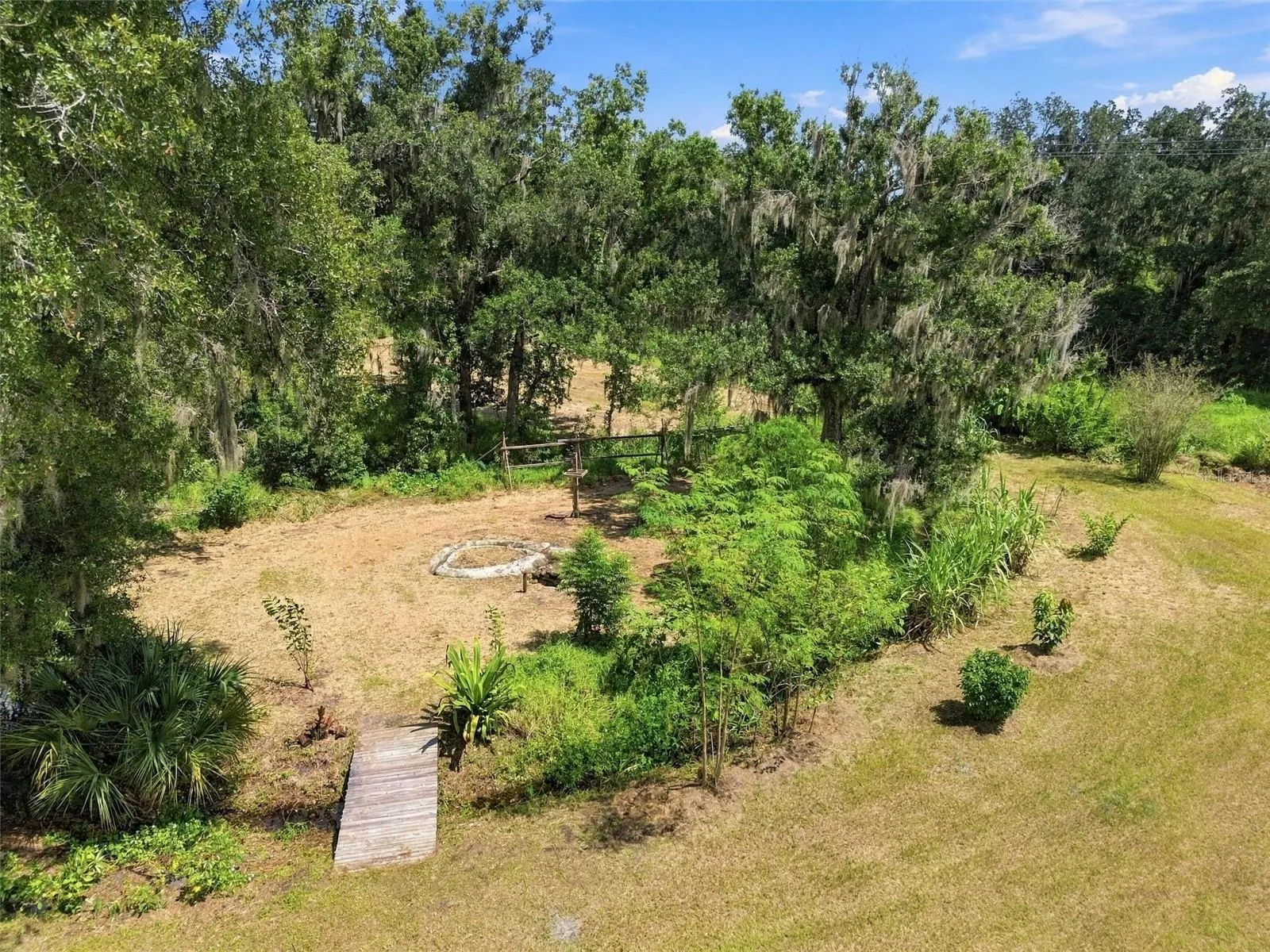 1142 DOC COIL RD