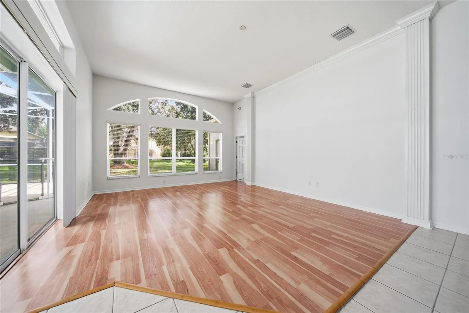 8357 GOLDEN PRAIRIE DR