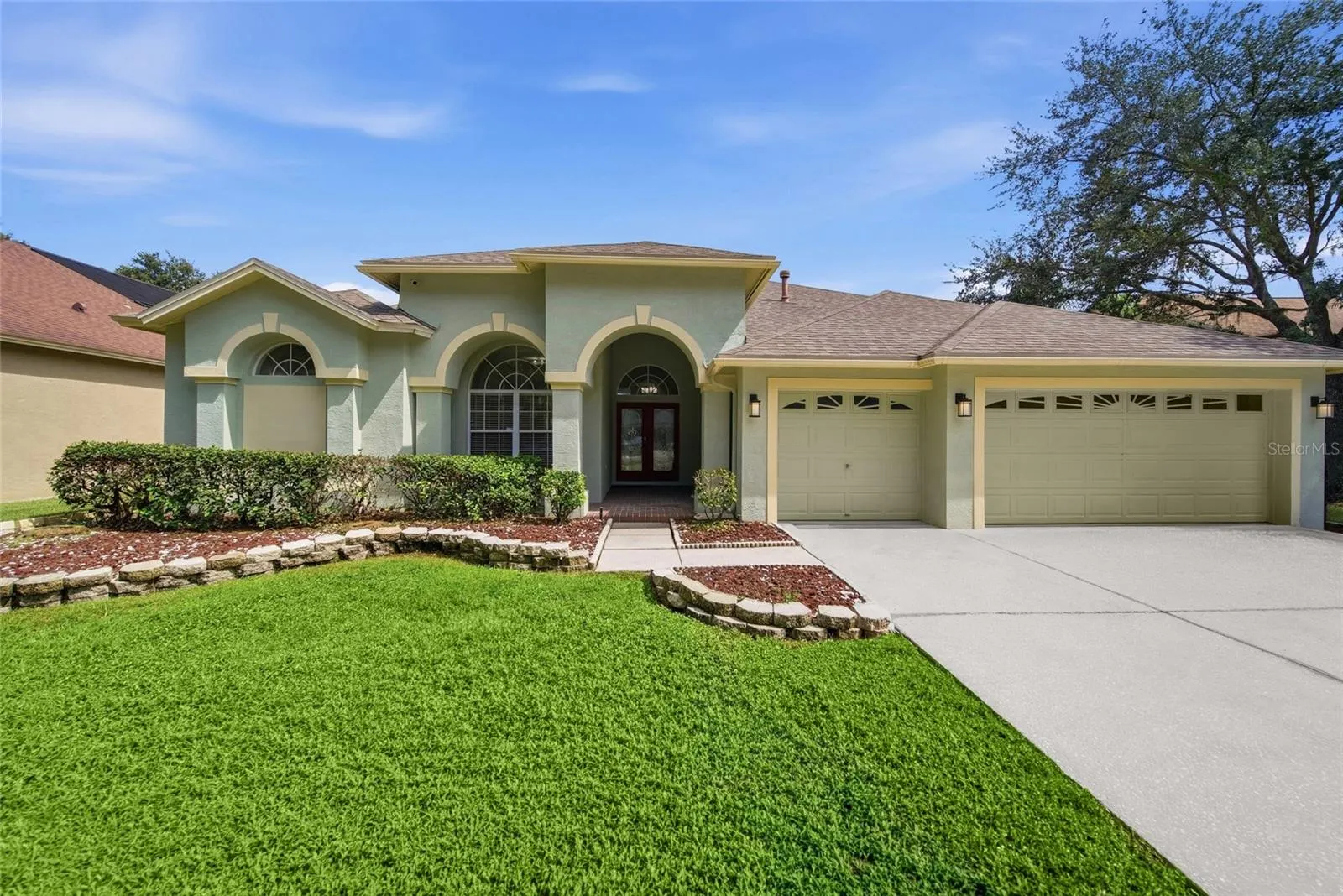 8357 GOLDEN PRAIRIE DR