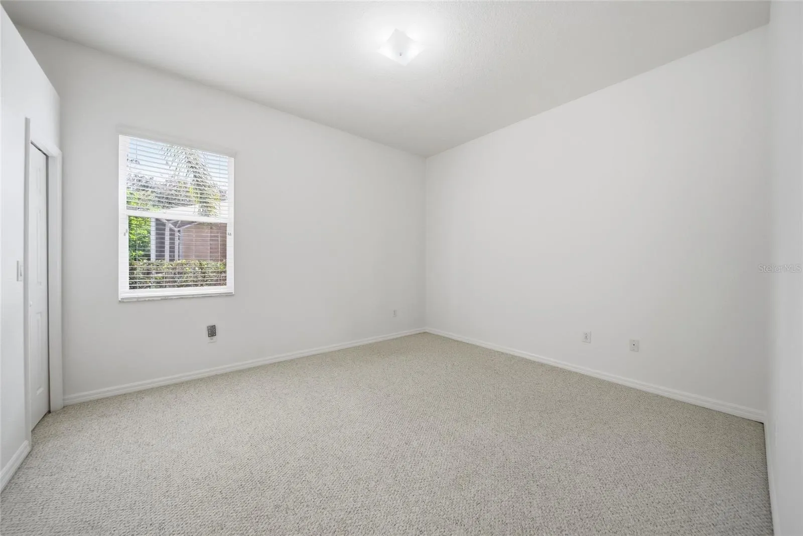 8357 GOLDEN PRAIRIE DR