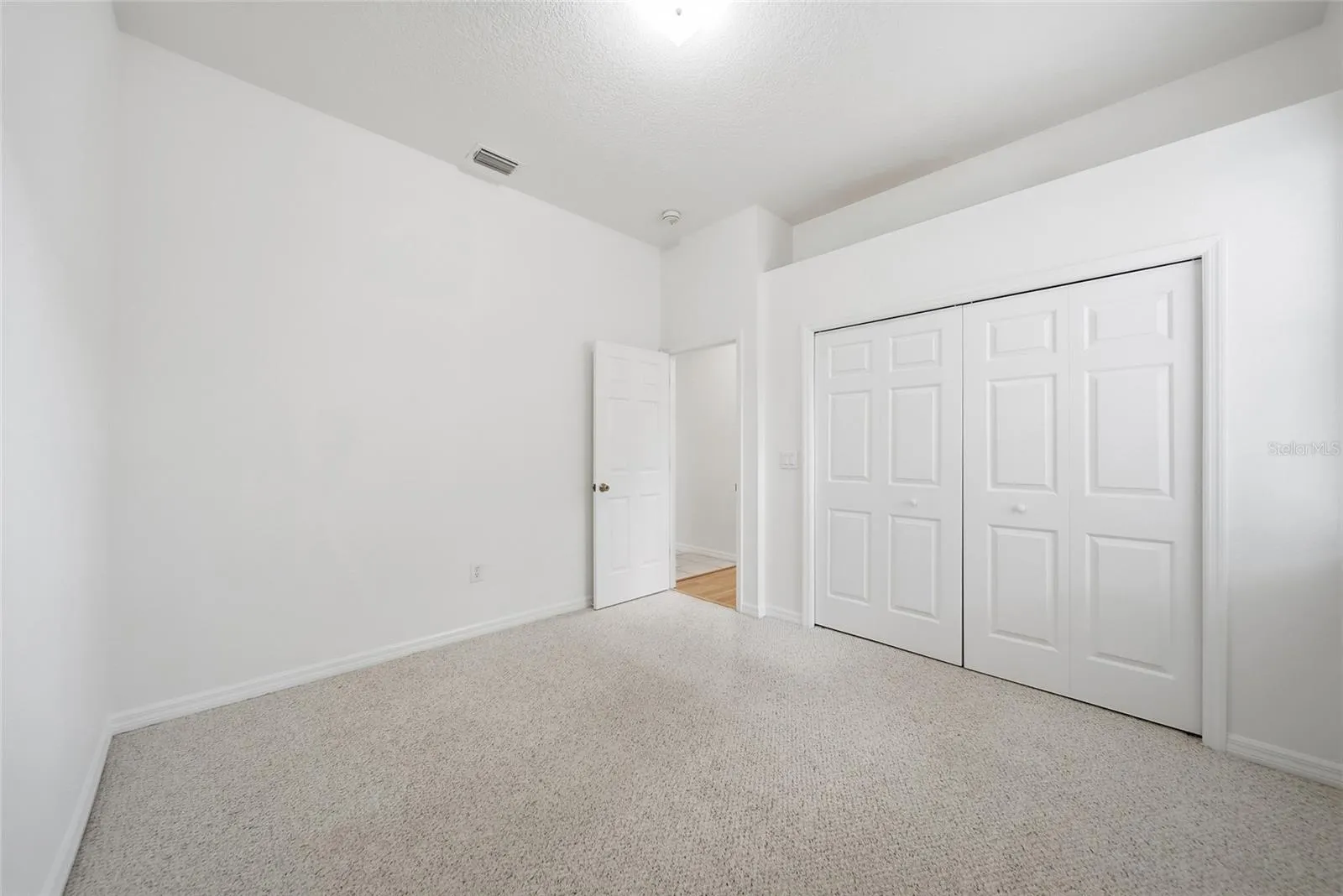 8357 GOLDEN PRAIRIE DR