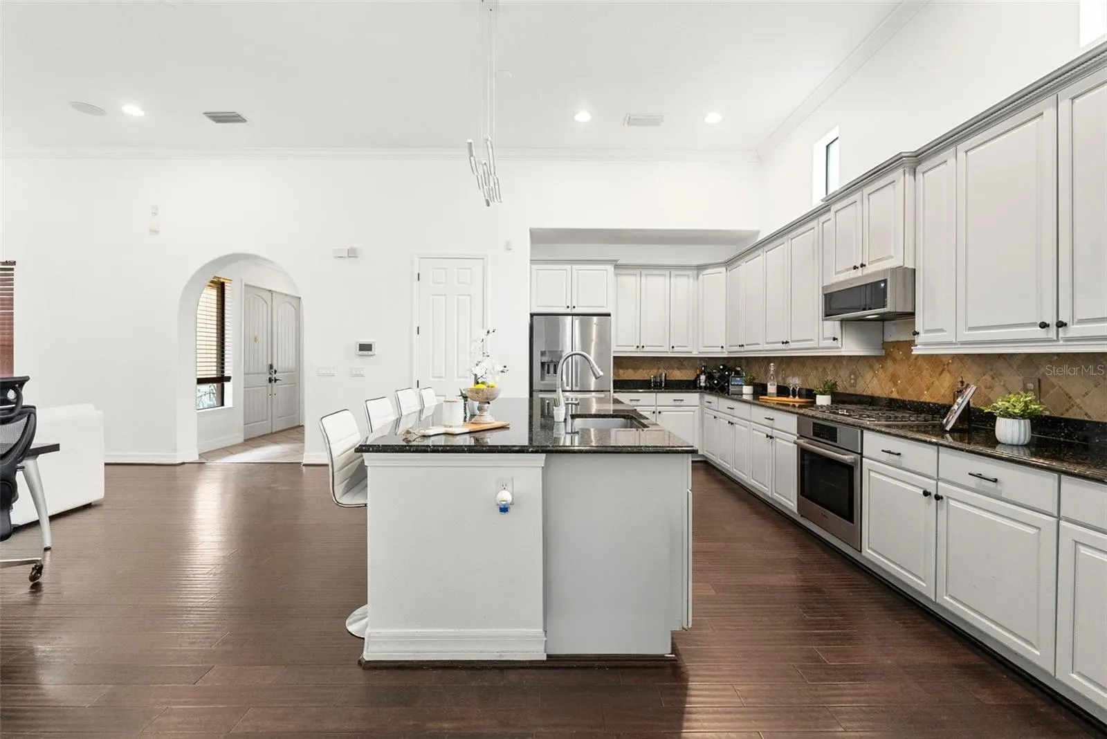 8264 DUNHAM STATION DR