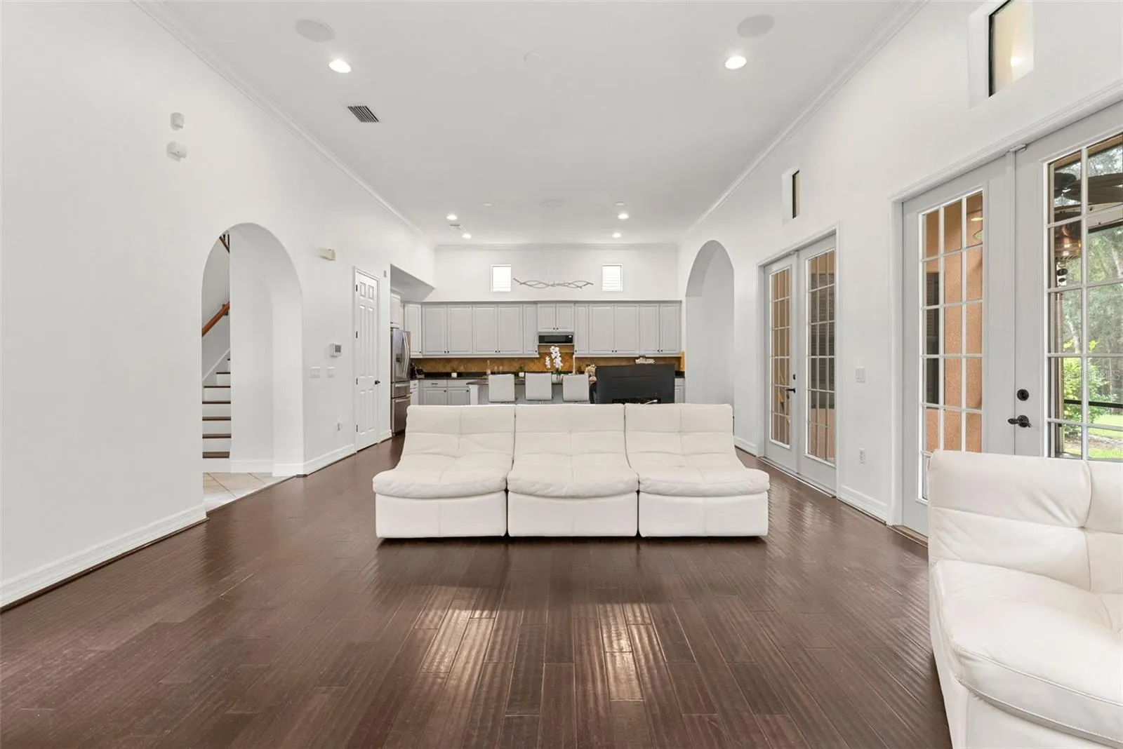 8264 DUNHAM STATION DR