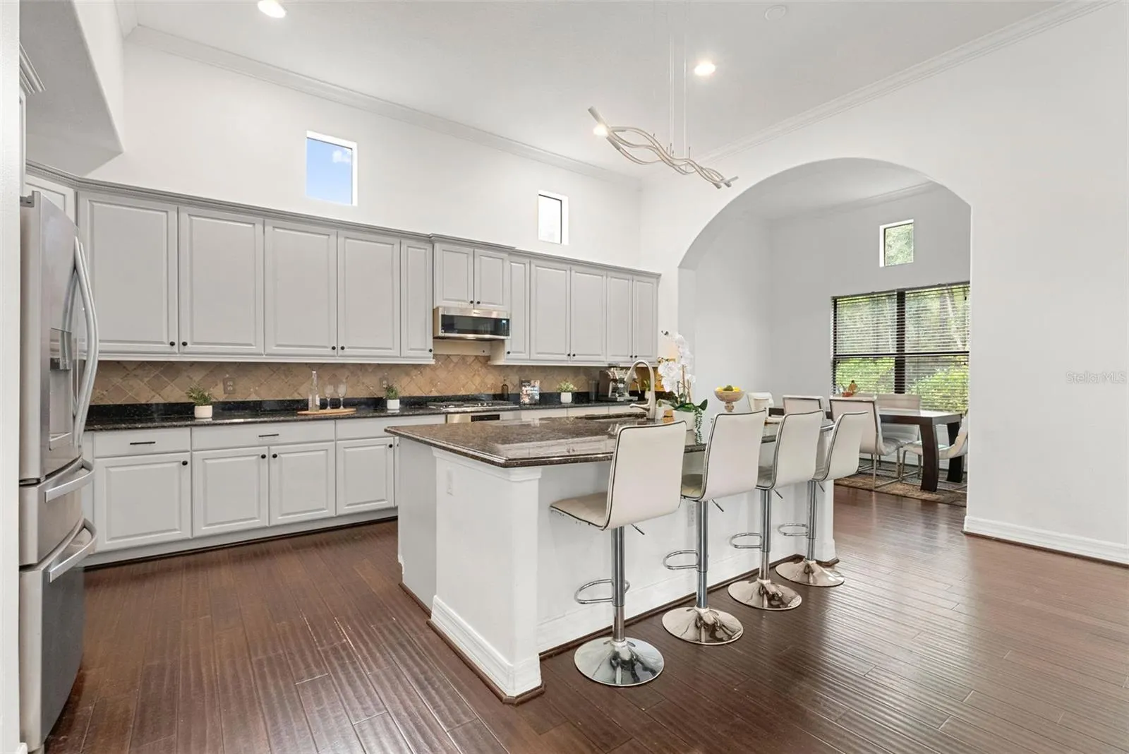 8264 DUNHAM STATION DR