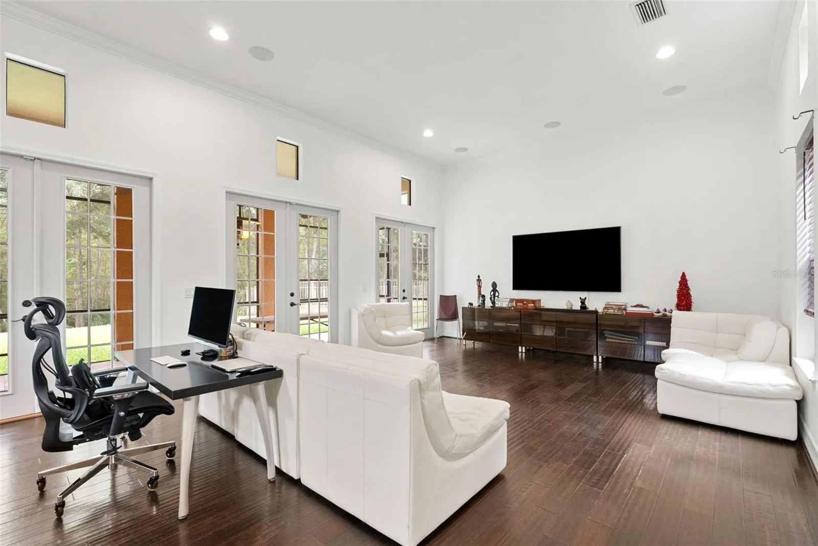8264 DUNHAM STATION DR