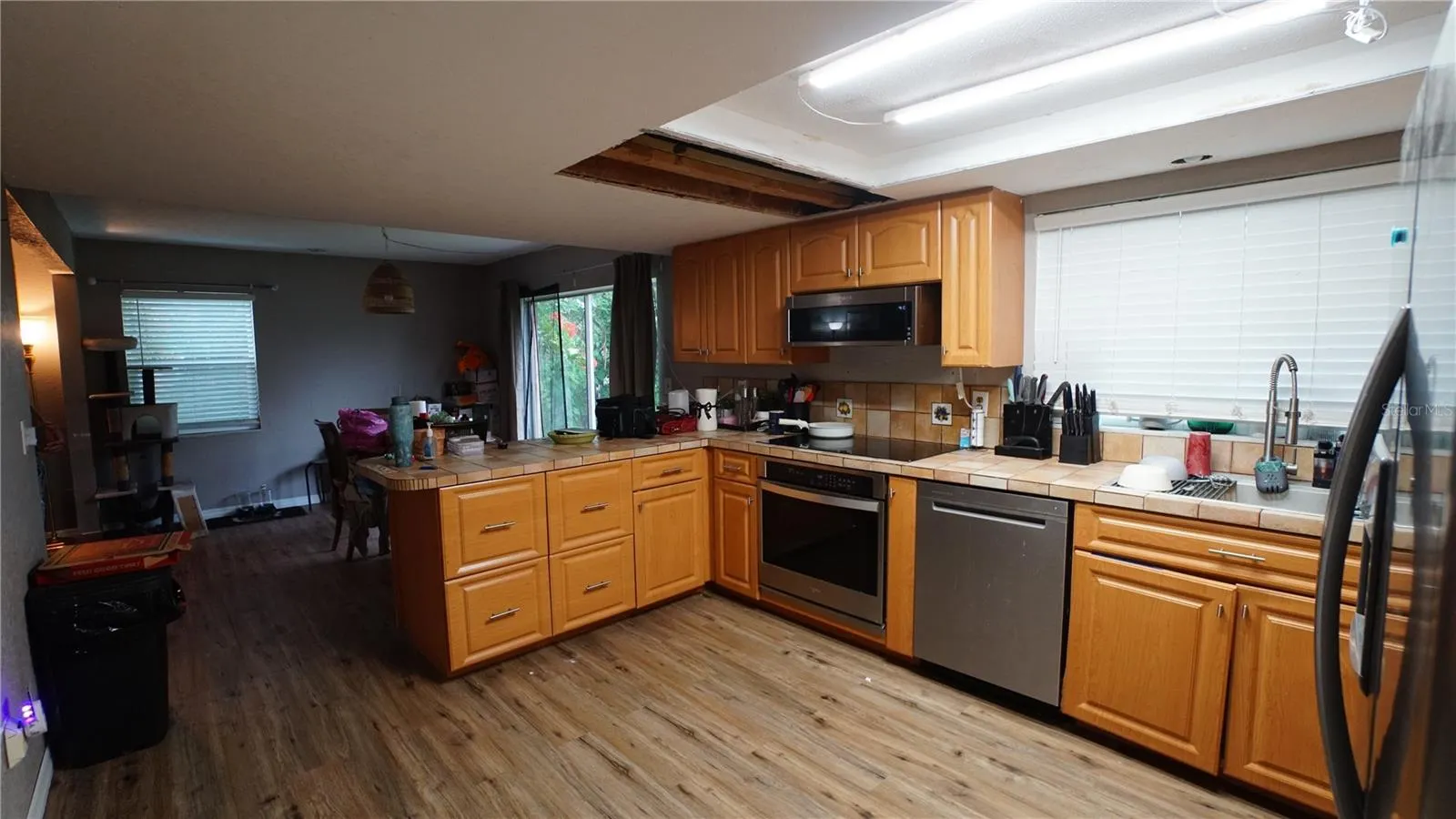 2436 AQUILOS CT