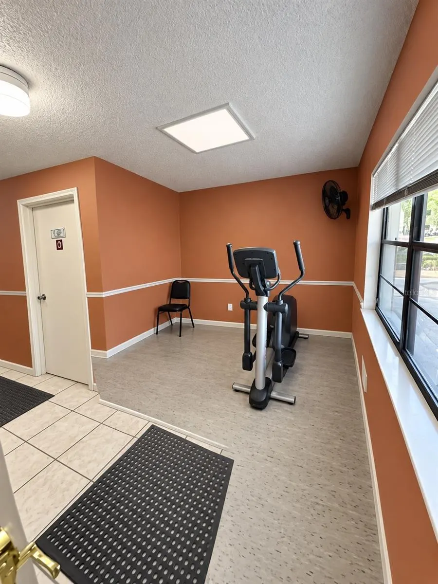 5925 TERRACE PARK DR N #209 #209