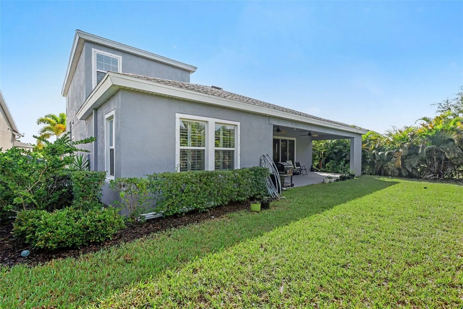 7612 PARADISO DR