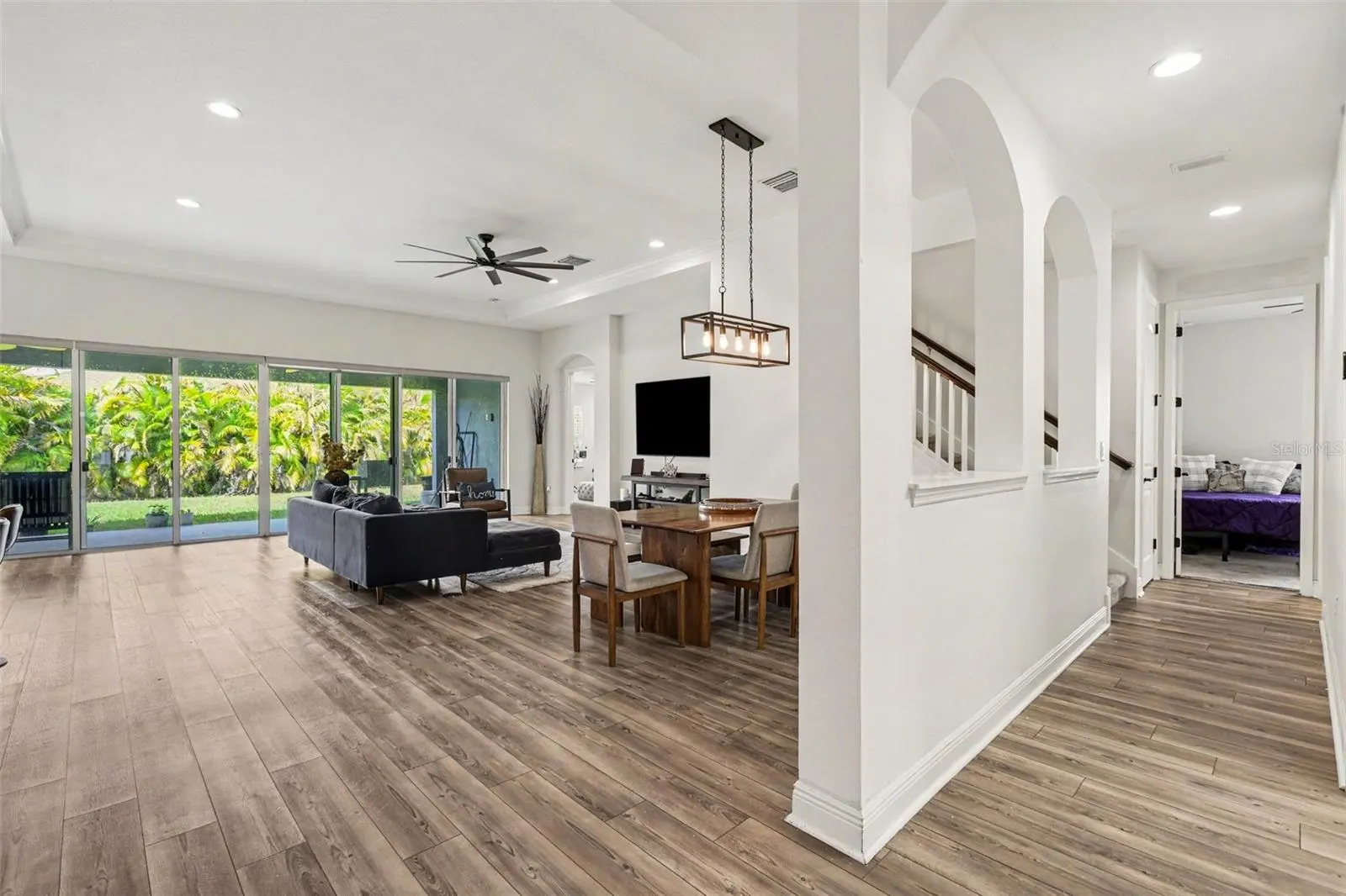 7612 PARADISO DR