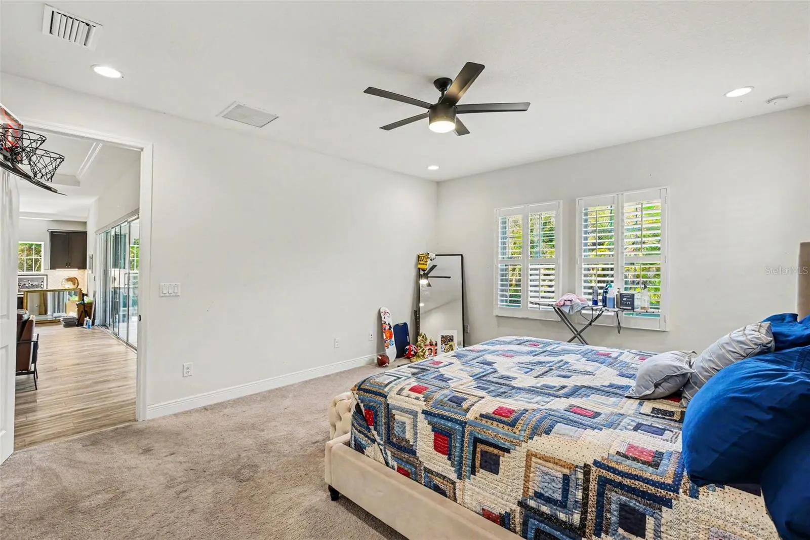 7612 PARADISO DR