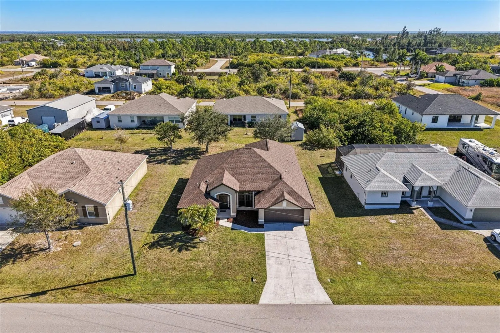 10048 LEBANON DR
