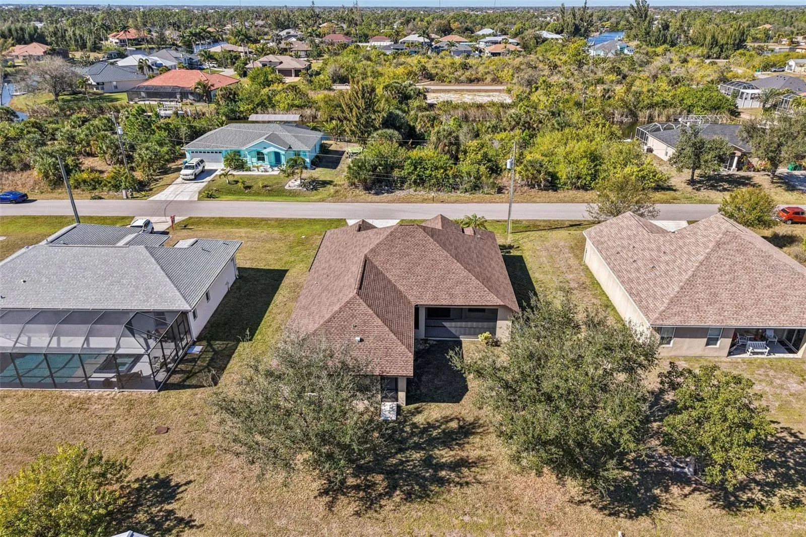 10048 LEBANON DR