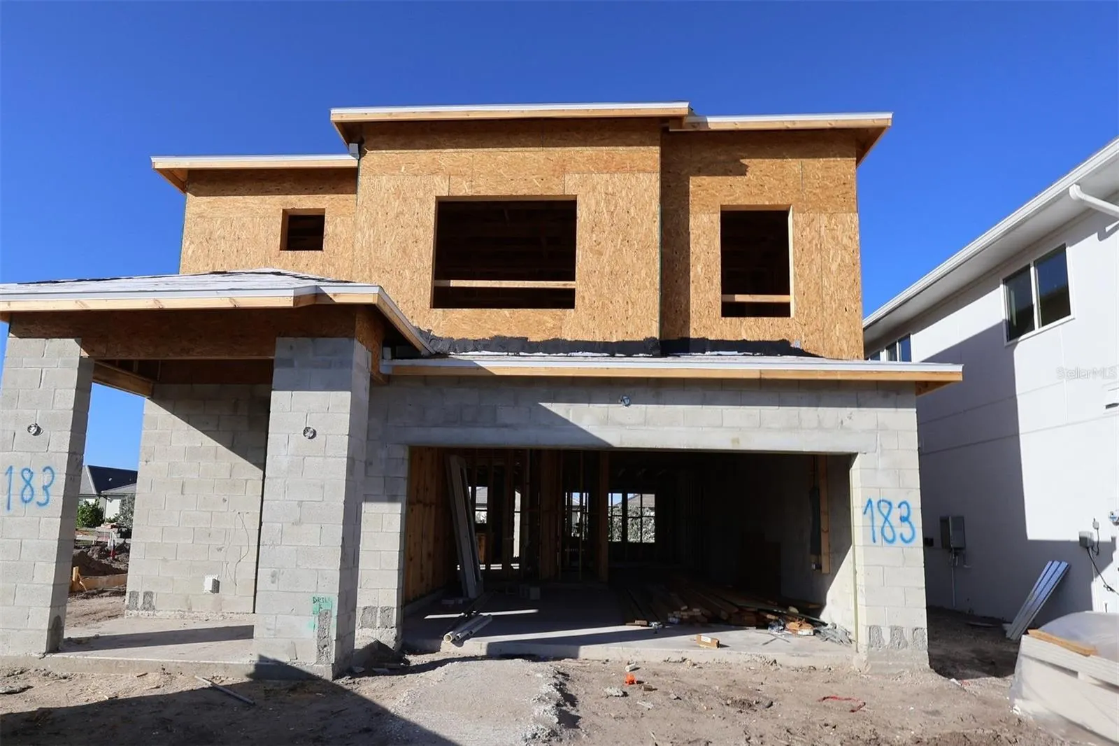 605 ALLORA AVE