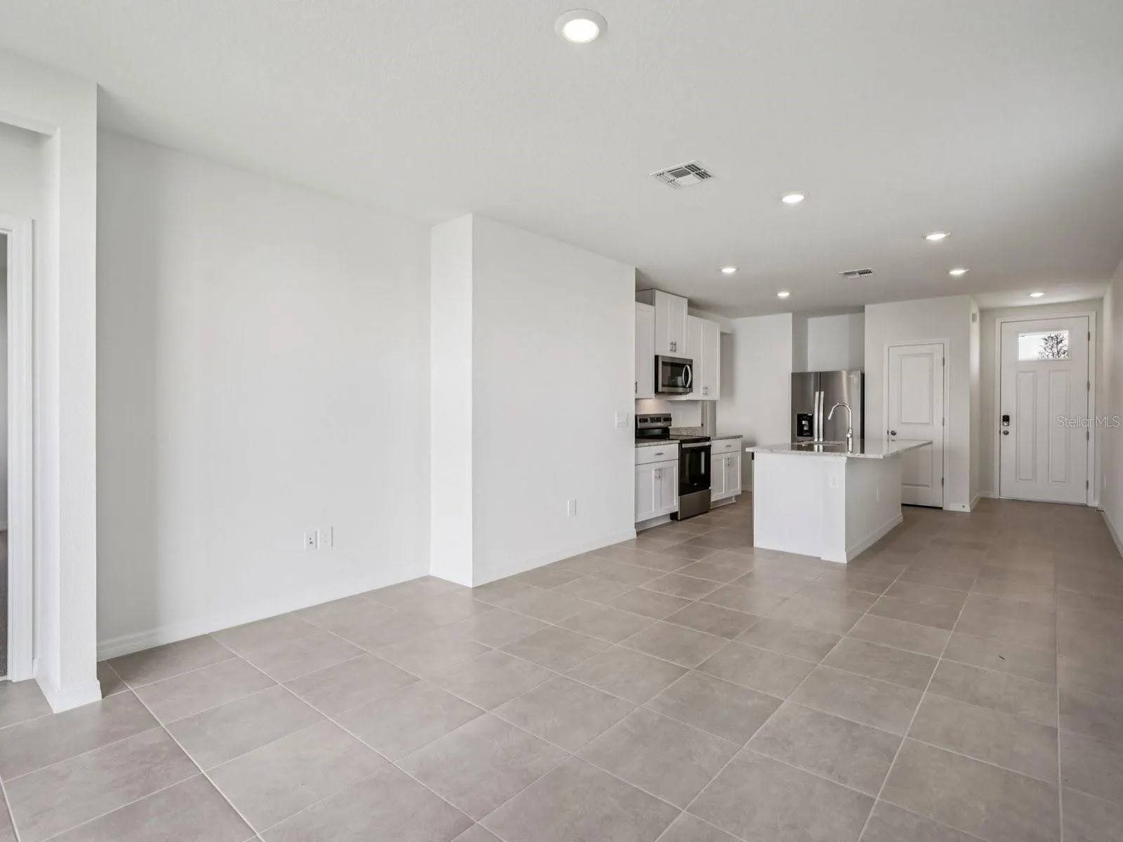 356 LAZY SHORE DR