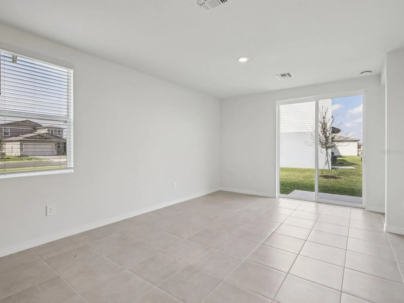 356 LAZY SHORE DR