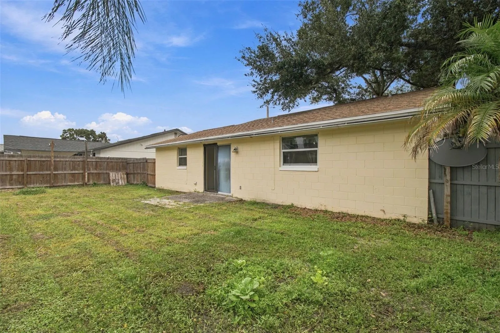 8406 WILLOW FOREST CT