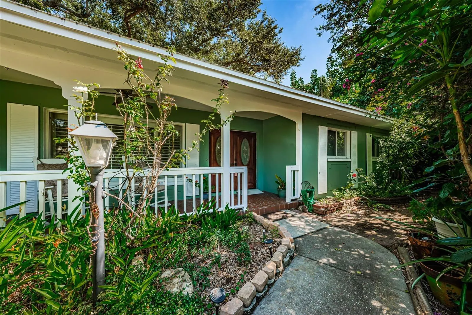 499 JEWEL CT