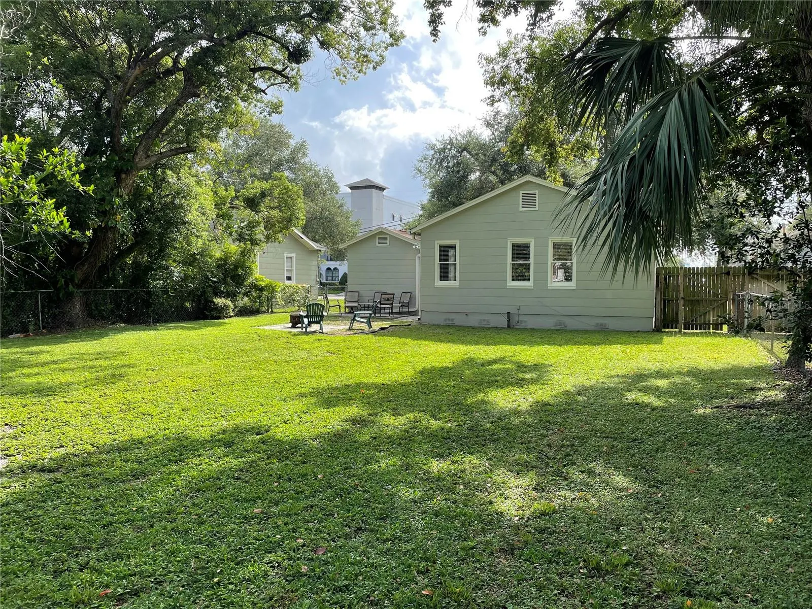 303 S AUDUBON AVE
