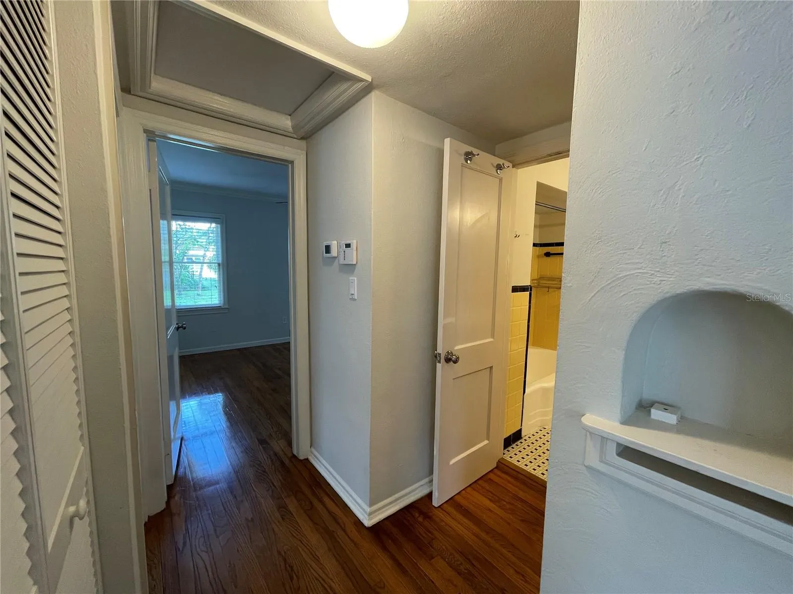 303 S AUDUBON AVE