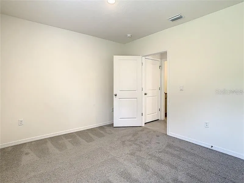 17016 OVAL RUM DR