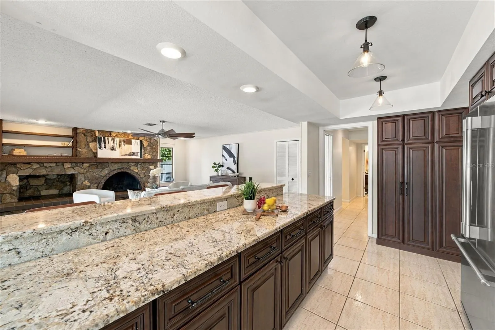 2924 TORREY PINES CT
