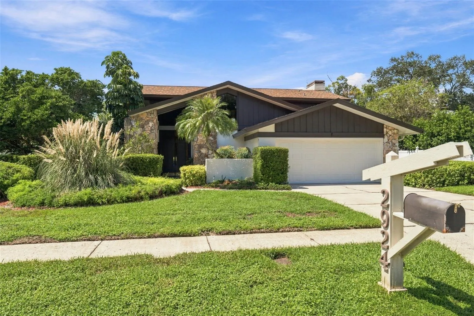 2924 TORREY PINES CT