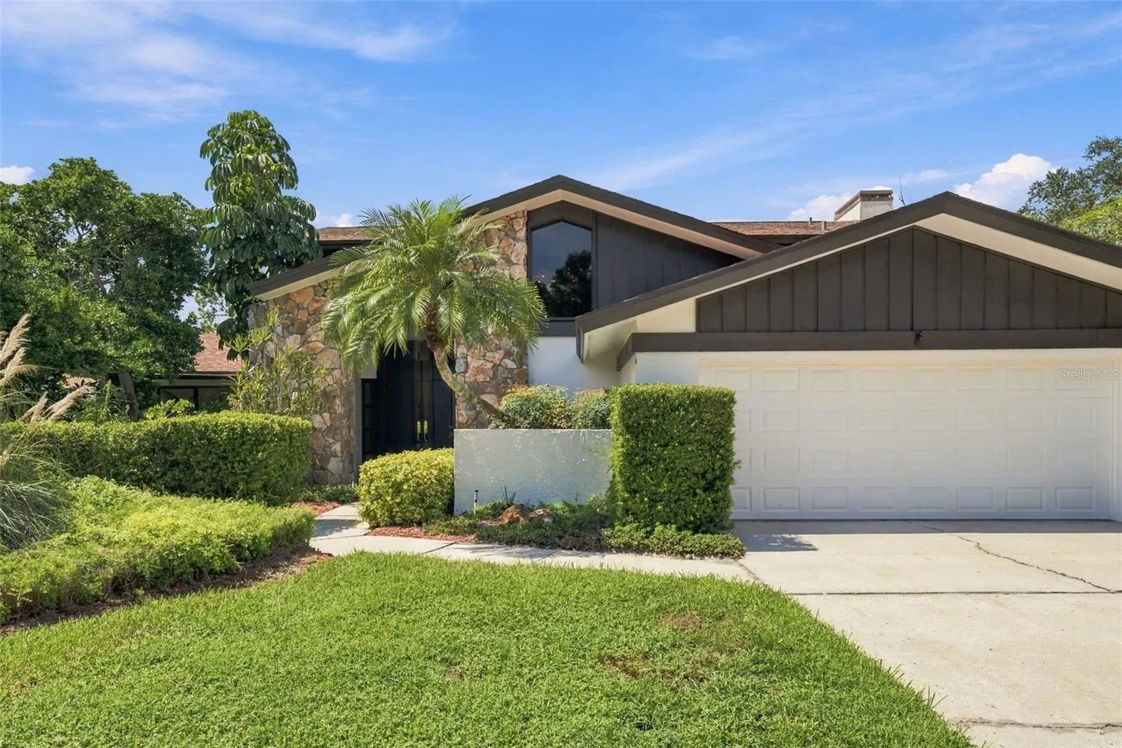 2924 TORREY PINES CT