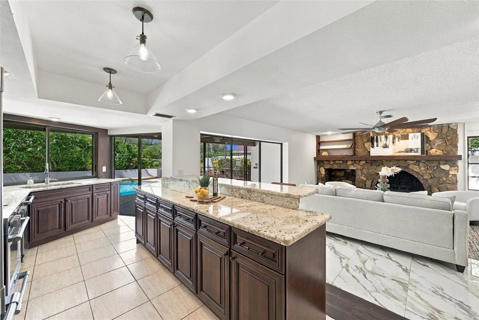 2924 TORREY PINES CT