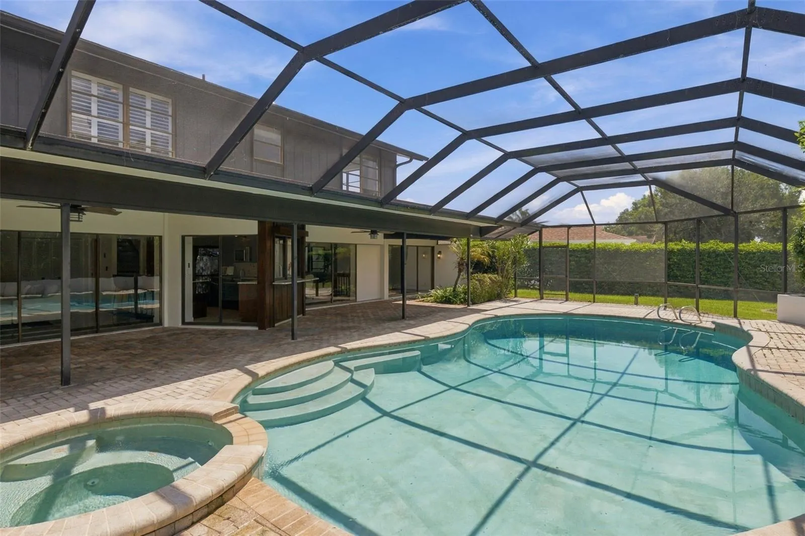 2924 TORREY PINES CT