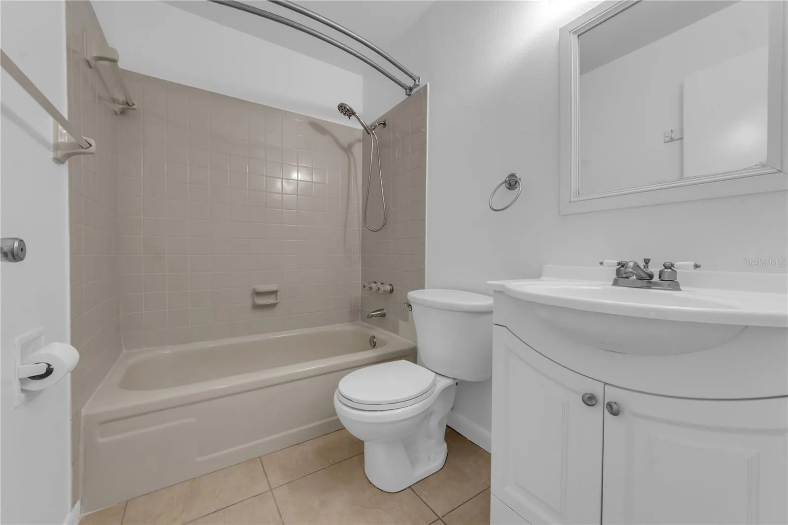 9602 HIDDEN OAKS CIR