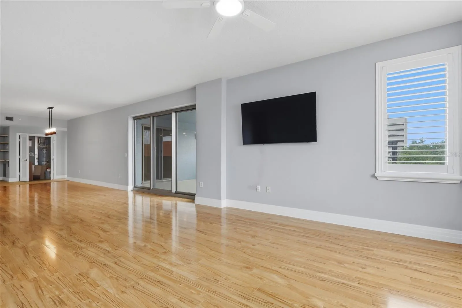 1108 N FRANKLIN ST #405 #405