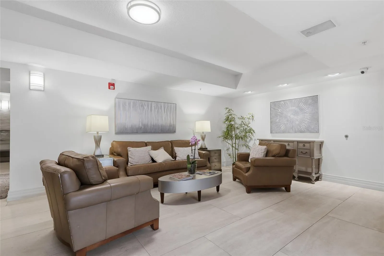 1108 N FRANKLIN ST #405 #405