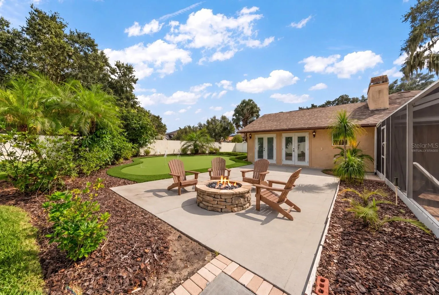 1105 DEER RUN PL