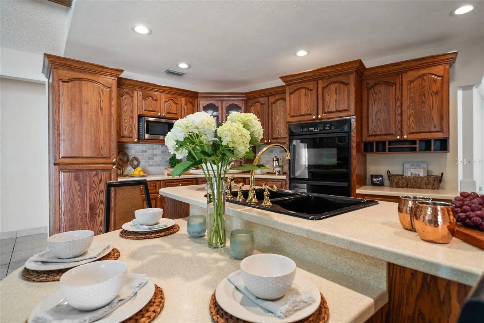 1105 DEER RUN PL