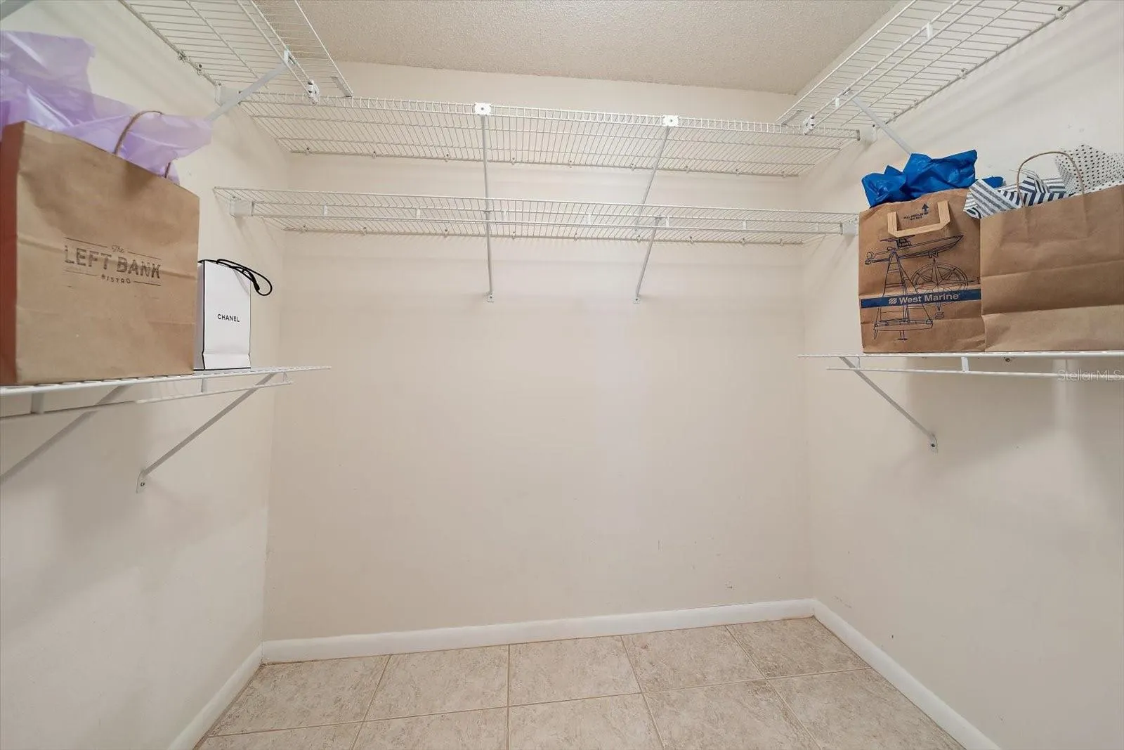 1105 DEER RUN PL