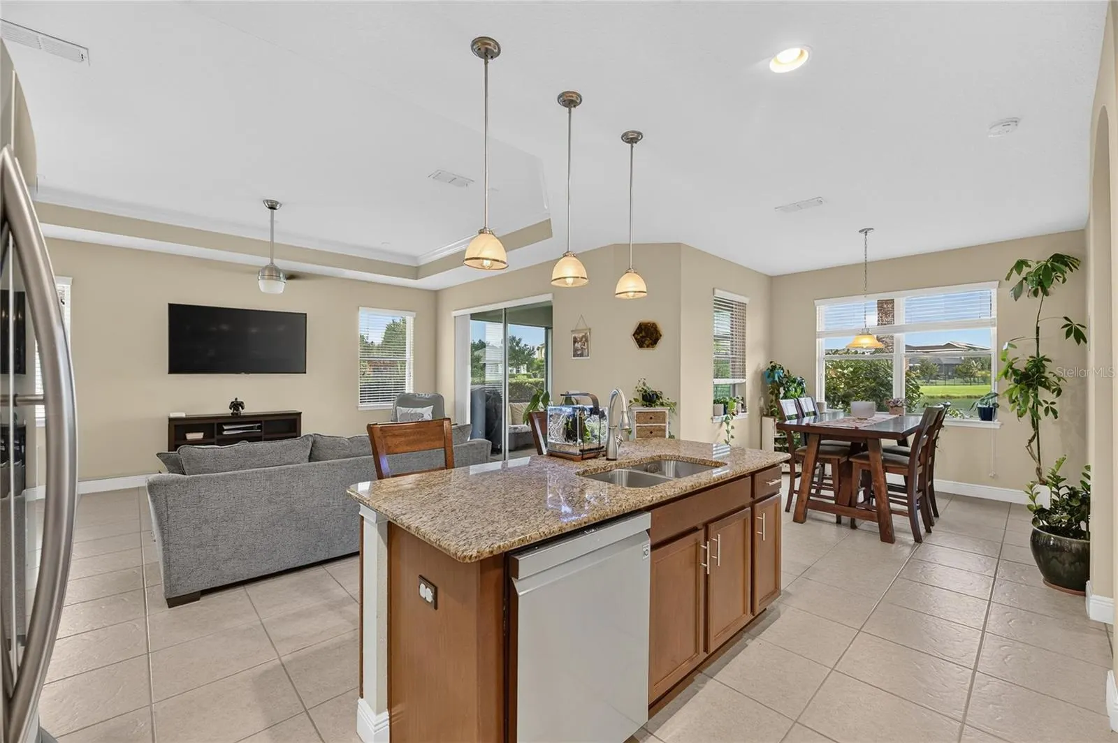 6911 SAIL VIEW LN