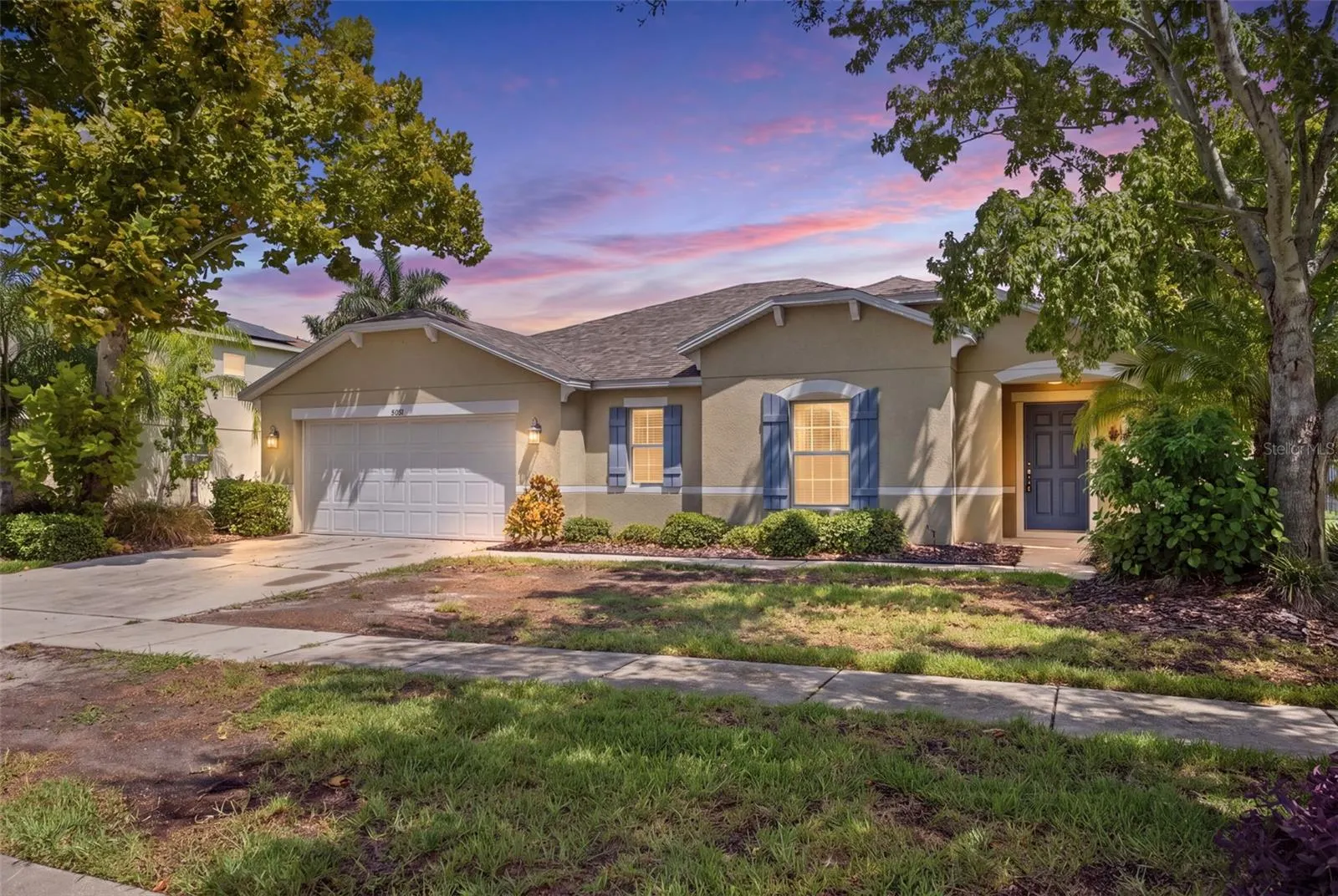 5249 MOON SHELL DR