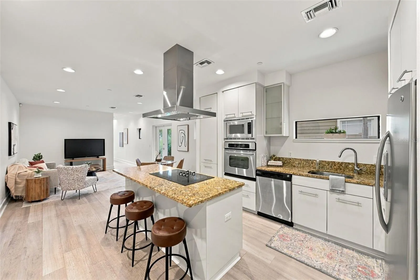 213 S MOODY AVE #1 #1