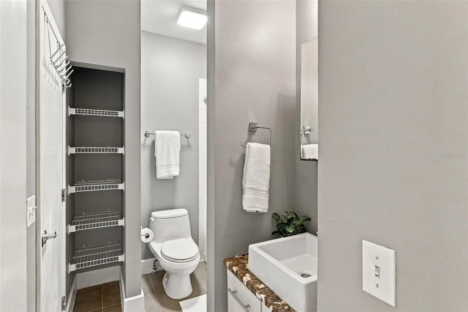 213 S MOODY AVE #1 #1