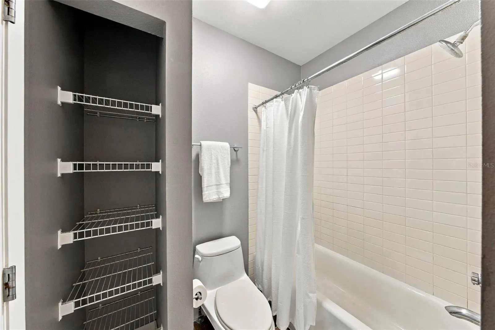 213 S MOODY AVE #1 #1