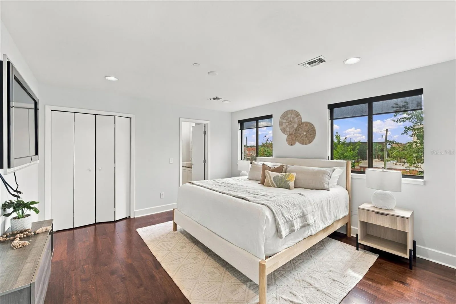 213 S MOODY AVE #1 #1