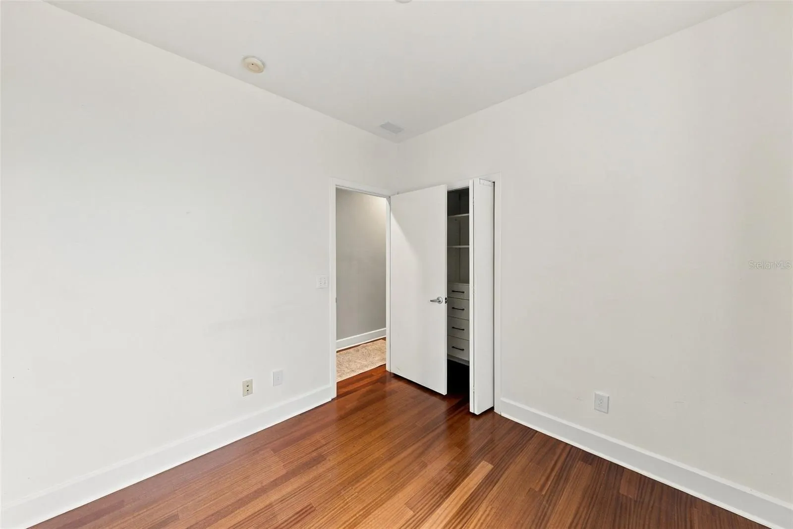 213 S MOODY AVE #1 #1