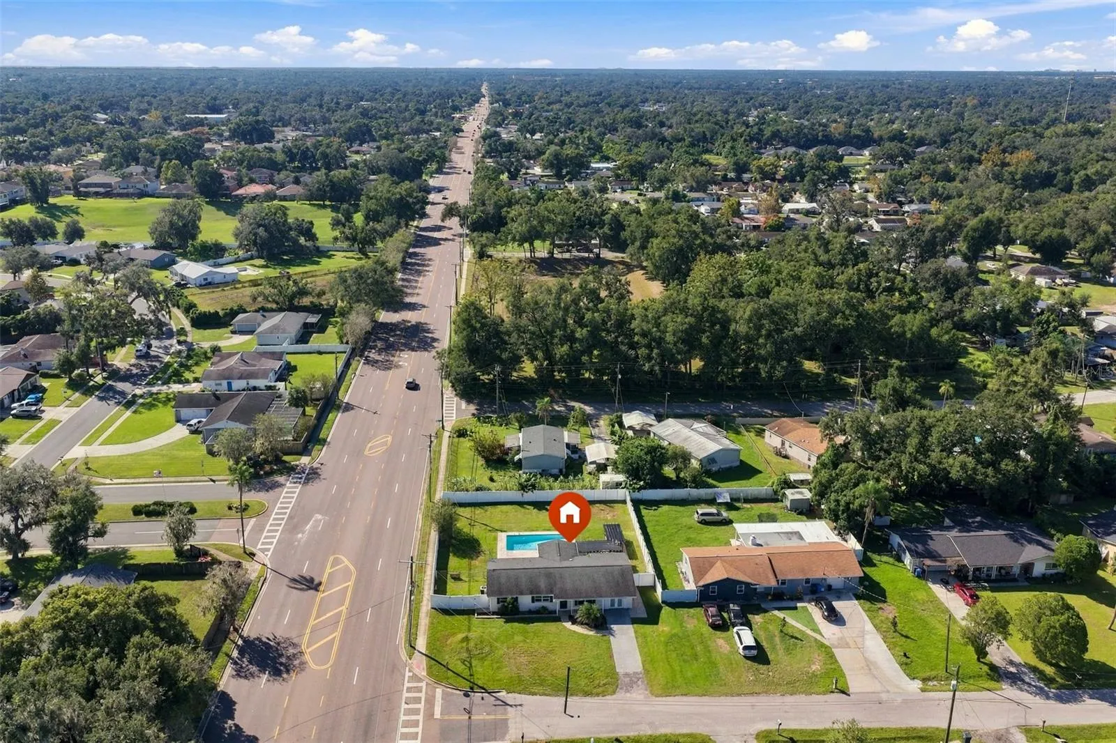 702 CAMELLIA CT