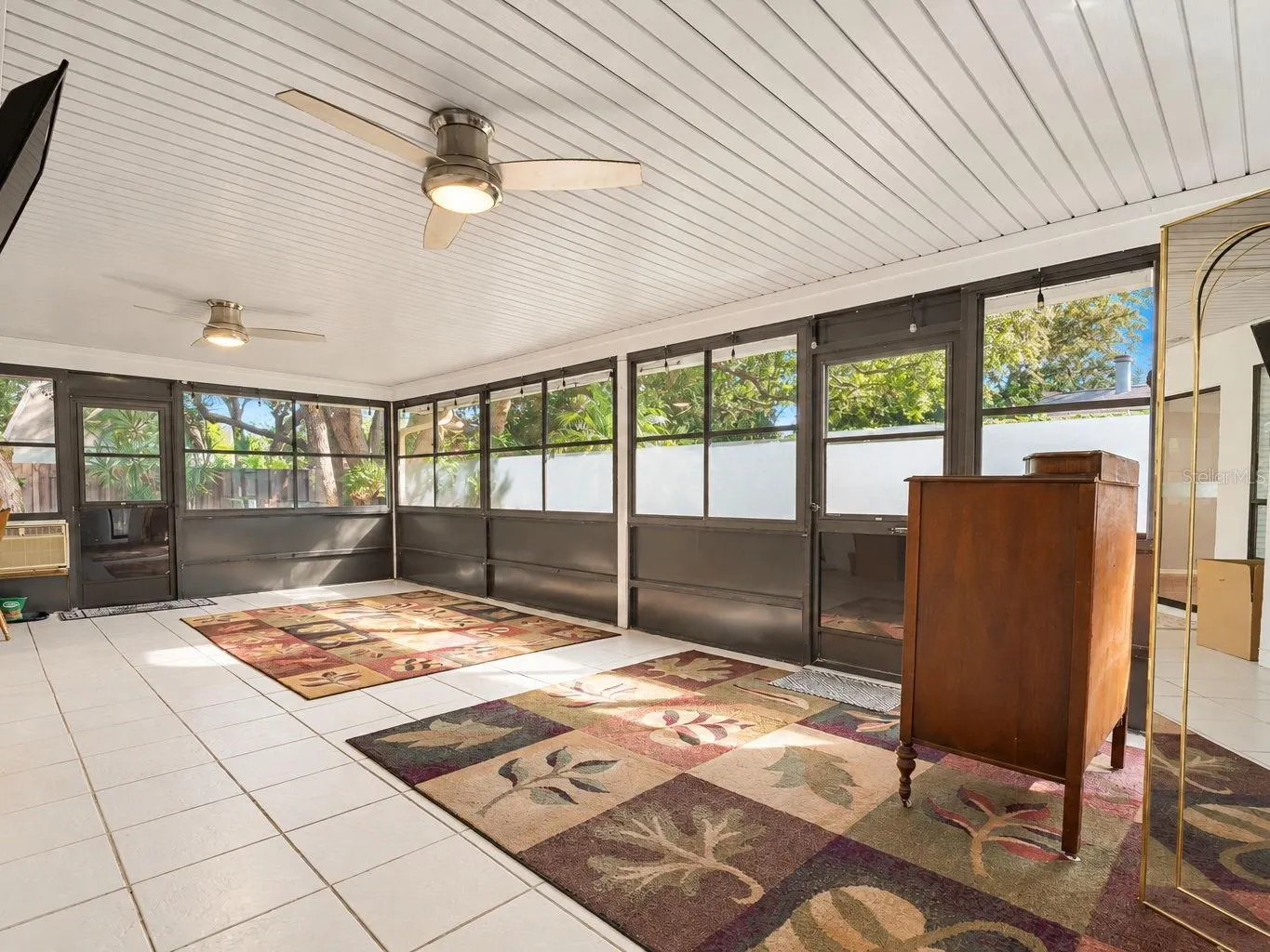 119 PARKSIDE COLONY DR