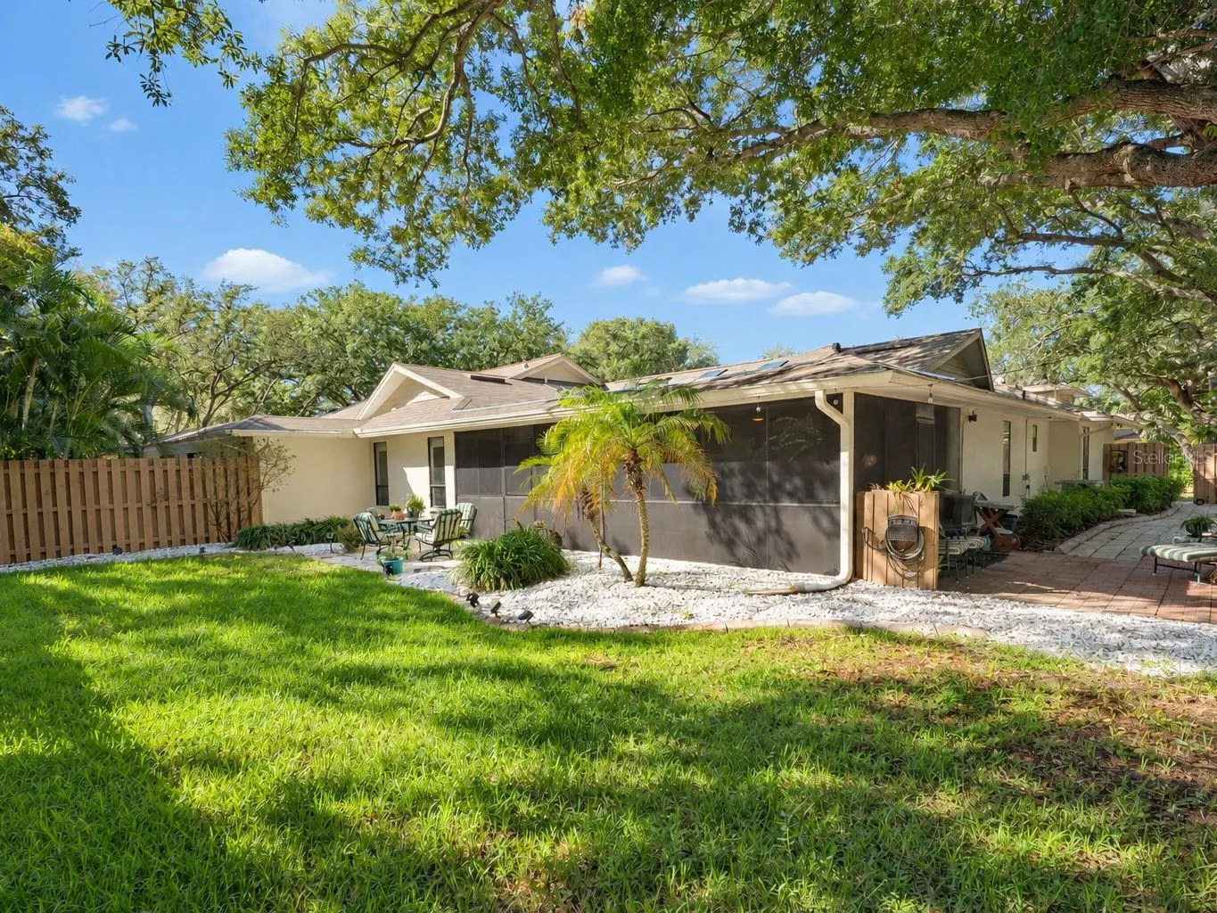 119 PARKSIDE COLONY DR